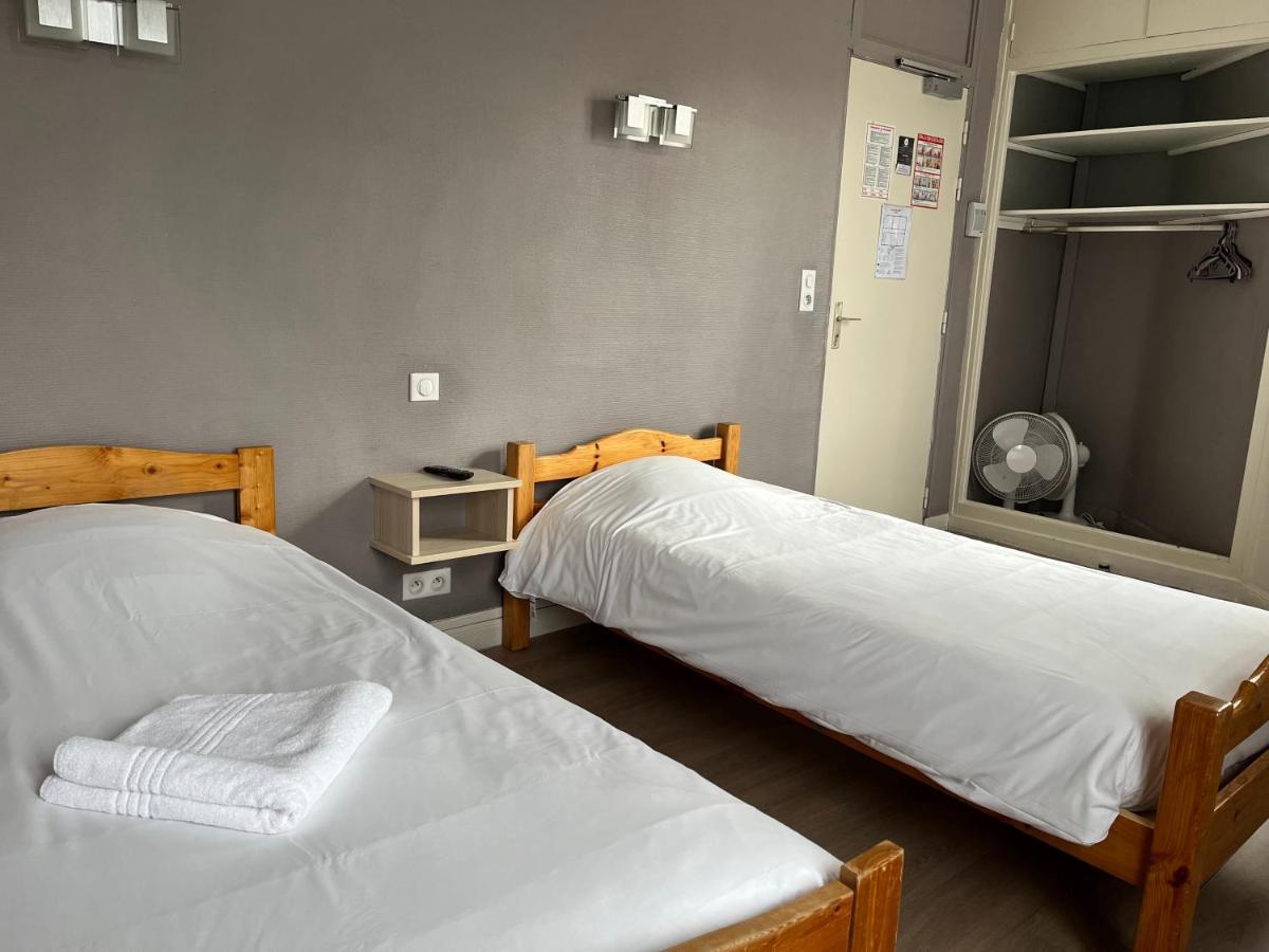 Hotel Aux Bons Amis Reims Zewnętrze zdjęcie