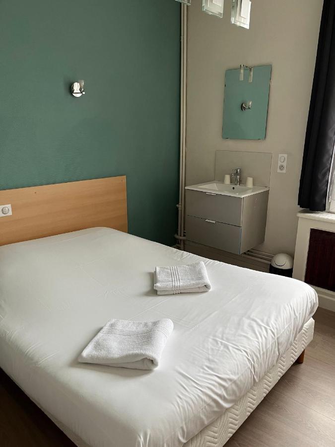 Hotel Aux Bons Amis Reims Zewnętrze zdjęcie